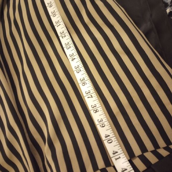 secretary style mid length dress with puffy sleeves - Picture 5 of 9